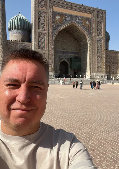 Дмитрий из Самарканда, ищу на сайте знакомства на одну ночь