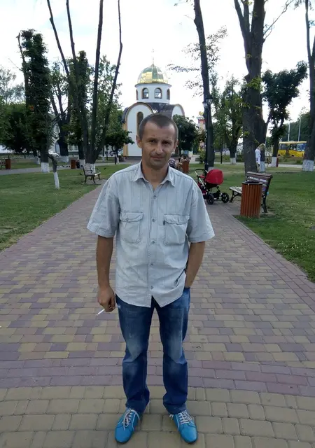 Я Виталий, 45, знакомлюсь для постоянных отношений в Броварах