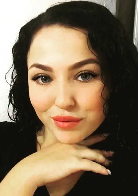 Maya из Херсона, ищу на сайте приятное времяпровождение