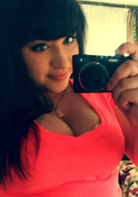 Я Алиса, 35, знакомлюсь без обязательств в Коростене