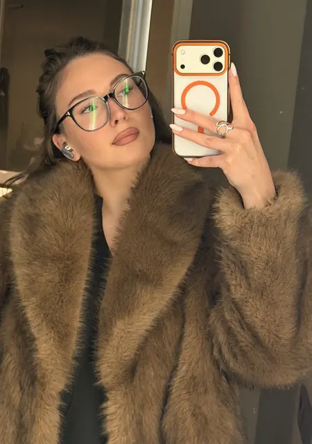 Мария из Лос-анджелеса, мне 22, познакомлюсь на одну ночь