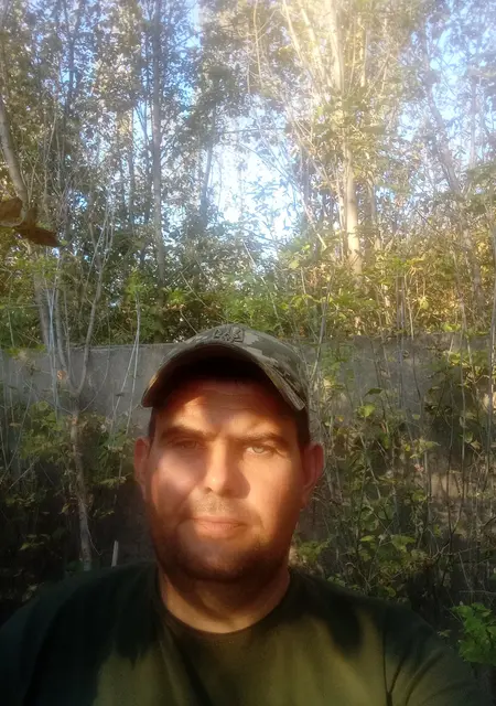 Тарас из Петропавловки, ищу на сайте знакомства без обязательств