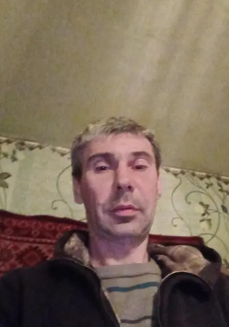 Алексей из Донецка, мне 45, познакомлюсь для приятного времяпровождения