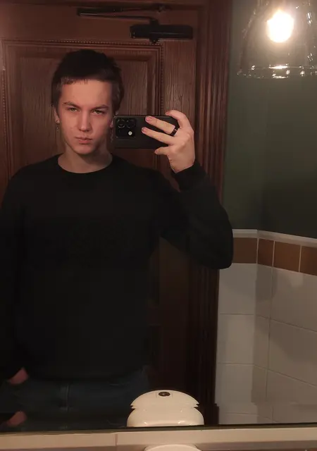 Миша з Києва, шукаю на сайті знайомства на одну ніч