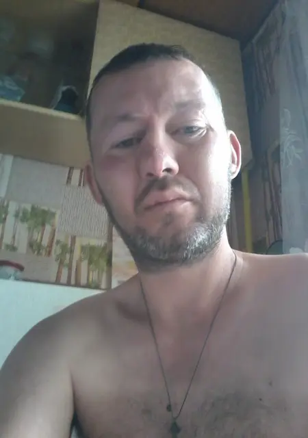 Саша из Бердянска, ищу на сайте приятное времяпровождение