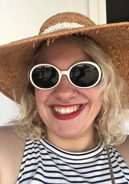 Soy Yolanda, 43 años de Barcelona, busco conocer gente para relación sin ataduras