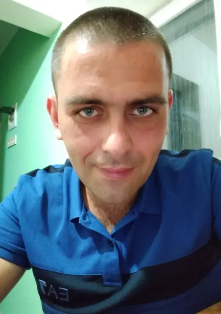 Сережа из Николаева, ищу на сайте совместные путешествия