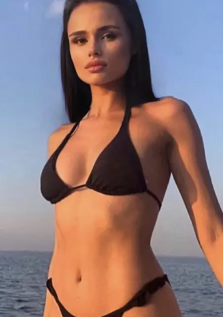 Lina из Киева, ищу на сайте общение