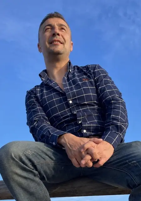 Soltero Cadiz de Chiclana, tengo 52 años, listo para conocer para relación abierta