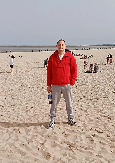 Дмитрий из Гданьска, ищу на сайте знакомства на одну ночь