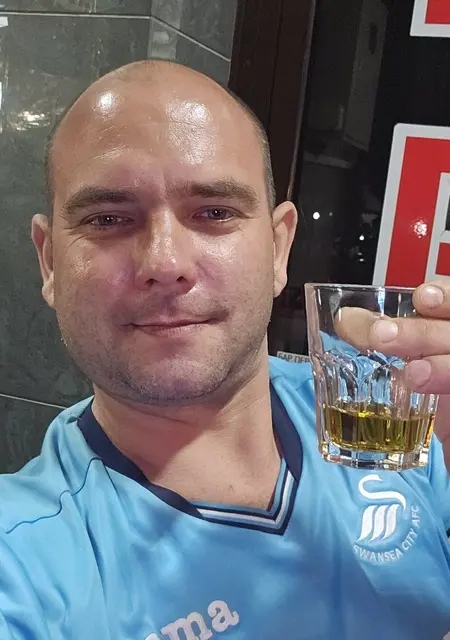 Евгений из Гродно, мне 40, познакомлюсь без обязательств