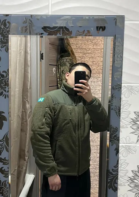 Я Макс, 21, из Уральска, ищу знакомство для дружбы