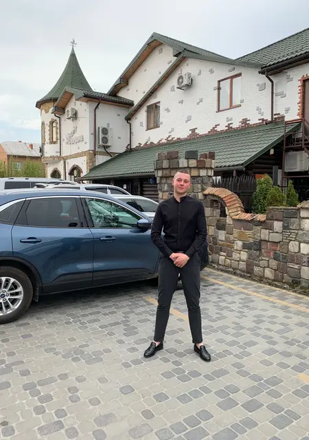 Ярослав из Львова, мне 25, познакомлюсь для вирта