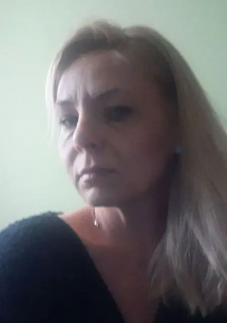 Я Елена, 43, знакомлюсь в Варшаве