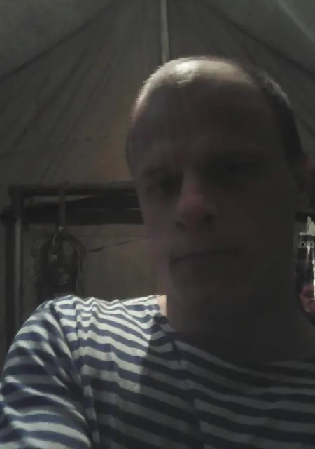 Макс из Дружковки, мне 37, познакомлюсь на одну ночь