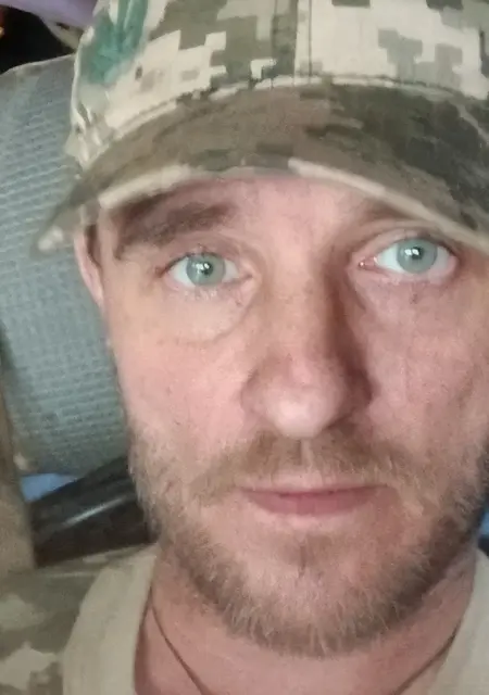 Vlad из Краматорска, ищу на сайте знакомства на одну ночь