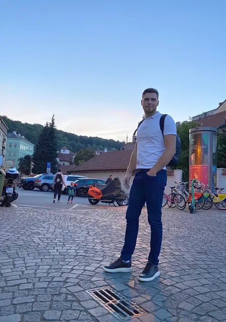 Я Алексей, 28, из Регенсбурга, ищу знакомства на одну ночь