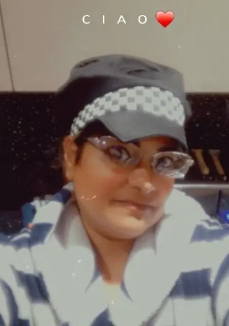 Saffi from London