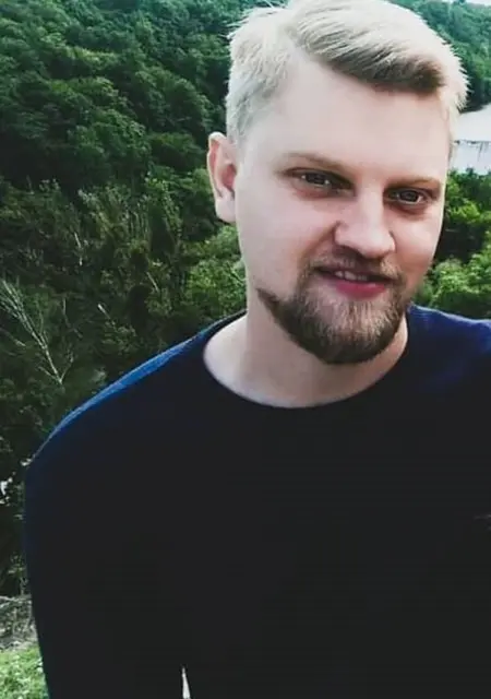 Славик из Житомира, ищу на сайте знакомства без обязательств