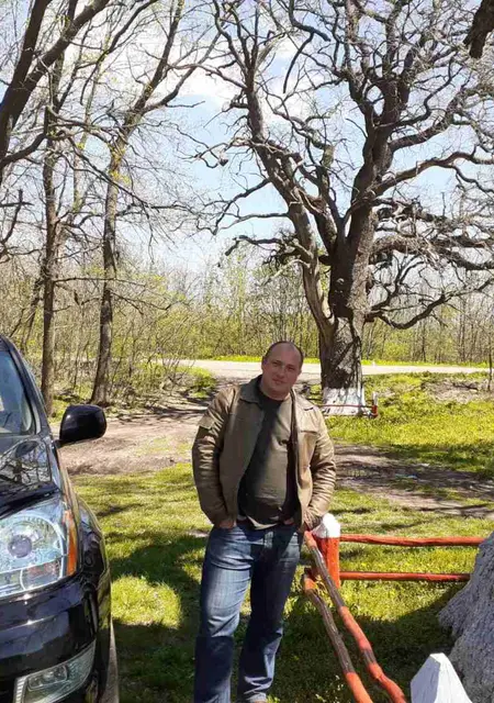 Роман из Кропивницкого, мне 38, познакомлюсь для приятного времяпровождения