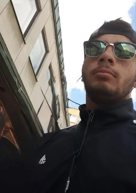 Adnan из Лондона, мне 27, познакомлюсь для совместных путешествий