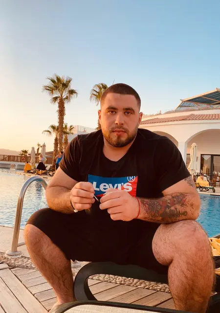 Yaa из Павлограда, ищу на сайте постоянные отношения