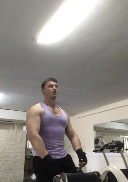 Я Pedro, 35, знакомлюсь для постоянных отношений в Сантьяго-де-компостевшей