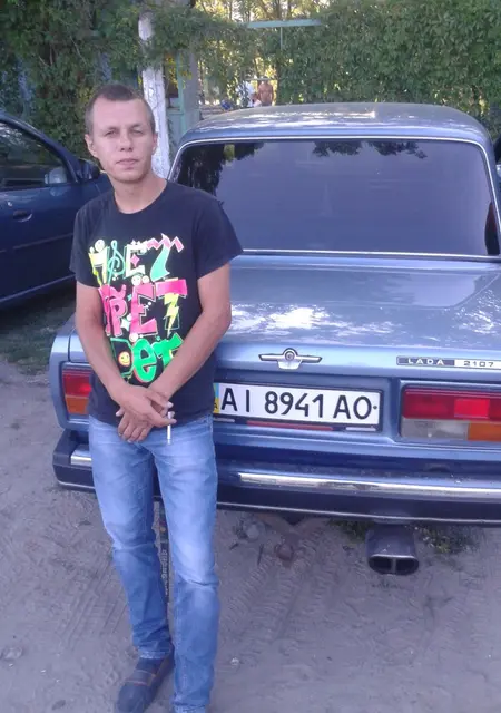 Я Саша, 34, из Броваров, ищу знакомства на одну ночь