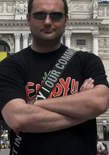 Versus из Харькова, мне 51, познакомлюсь на одну ночь