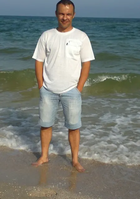 Лостя из Мелитополя, ищу на сайте знакомства на одну ночь