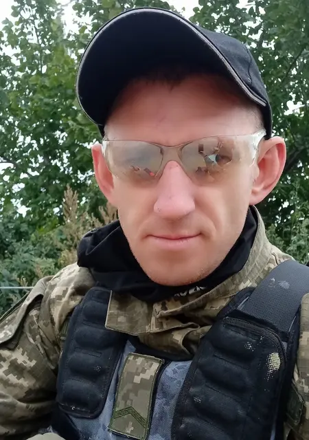 I'm Moderated, 37, looking to meet for chat in Swindon