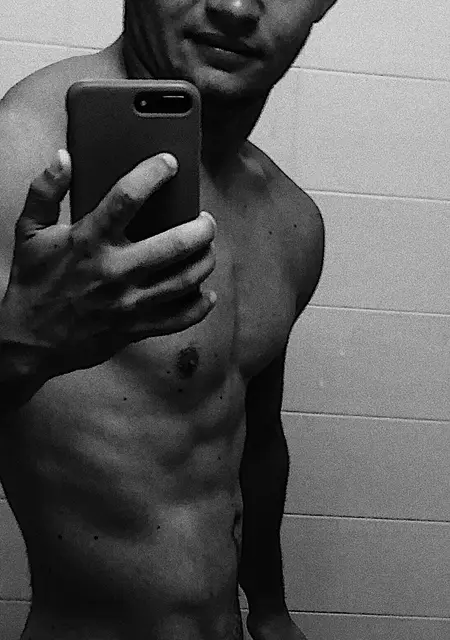 Діма з Івано-Франківськ, мені 27 років, познайомлюсь на одну ніч