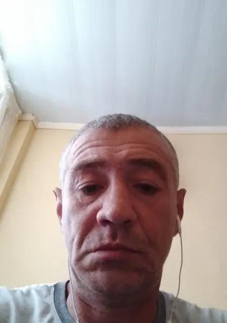 Евгений из Буэнос-айреса, мне 51, познакомлюсь для общения