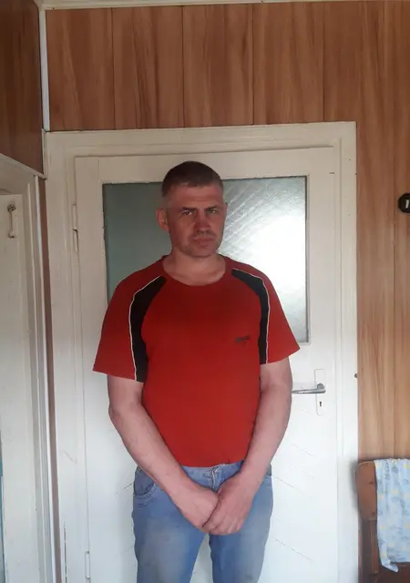 Я Марат, 45 років з Рожища, шукаю знайомства без зобов'язань