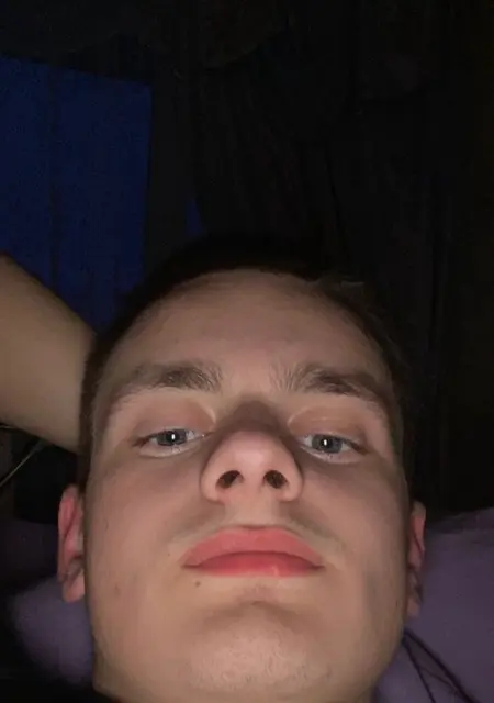 Я Davran, 20, из Стамбула, ищу знакомство для вирта