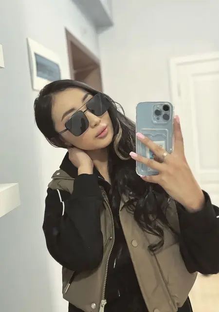 Я Пери, 28, из Брюсселя, ищу знакомство для общения