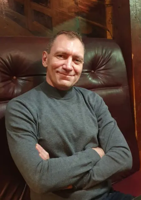 Я Олег, 49, знакомлюсь без обязательств в Алчевске