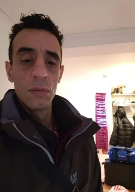 Joma из Стокгольма, мне 45, познакомлюсь