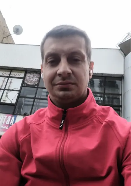 Я Сергей, 31, знакомлюсь для приятного времяпровождения в Донецке