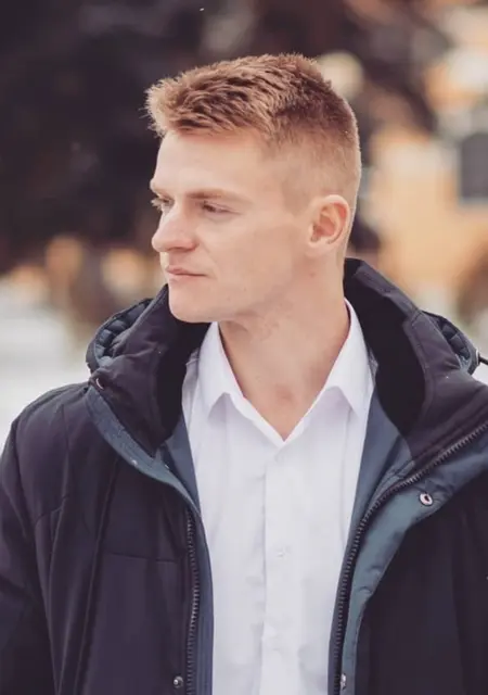 Я Артём, 30, знакомлюсь на одну ночь в Кобрине