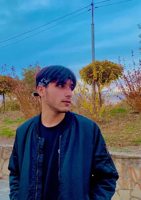 Я Roma, 24, из Лейпцига, ищу знакомства без обязательств