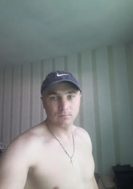 Я Сергей, 37, знакомлюсь на одну ночь в Мозыре