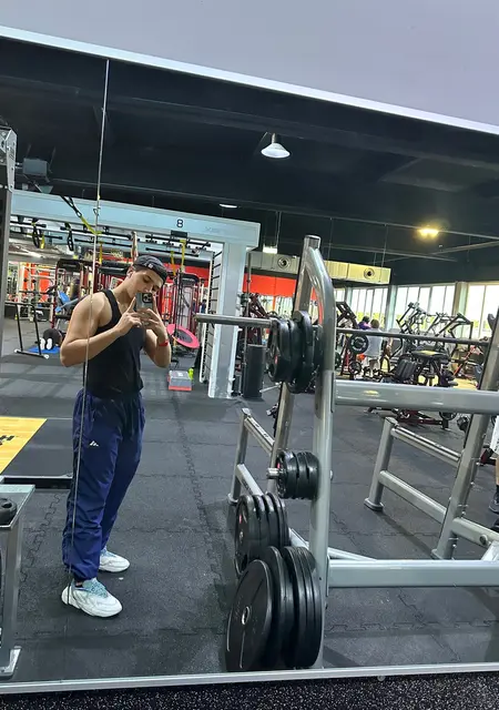 Eyhub из Мюнхена, ищу на сайте постоянные отношения