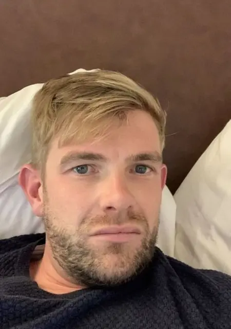 Я Imasinglecuriousma, 33, из Лондона, ищу знакомство