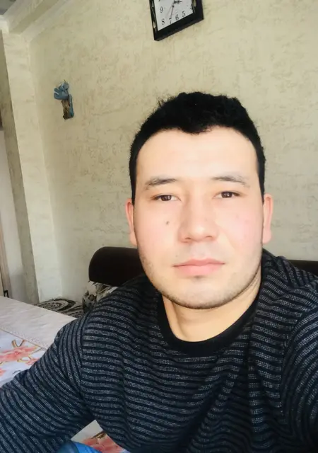 Я Адлет, 29, знакомлюсь без обязательств в Астане