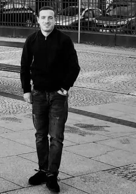 Я Lasha, 30, знакомлюсь на одну ночь в Познани