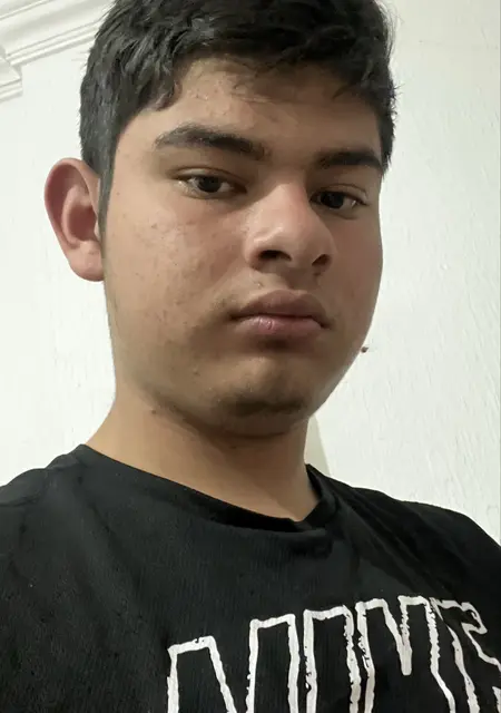 Я Omar, 18, знакомлюсь для вирта в Гвадалахаре