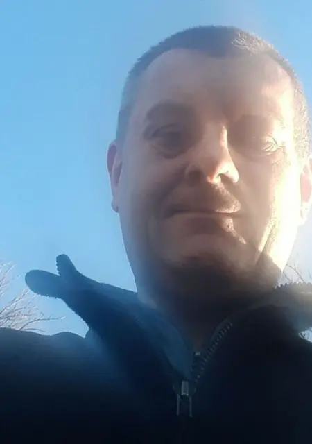 Я Marcin, 44, знакомлюсь в Варшаве