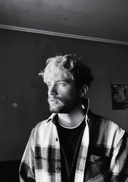 Kyrylo з Черкас, мені 26 років, познайомлюсь для приємного проведення часу