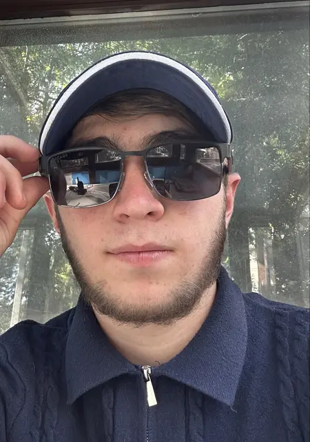 Kenan из Алматы, мне 21, познакомлюсь для вирта